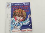Horrid Henry Tricks the Tooth Fairy