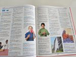 The Junior Illustrated Dictionary & Thesaurus - imagine 3
