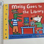 Maisy Goes to the Library