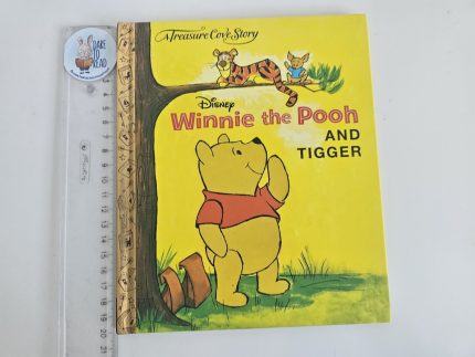 Winnie the Pooh and Tigger