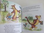 Winnie the Pooh and Tigger - imagine 3